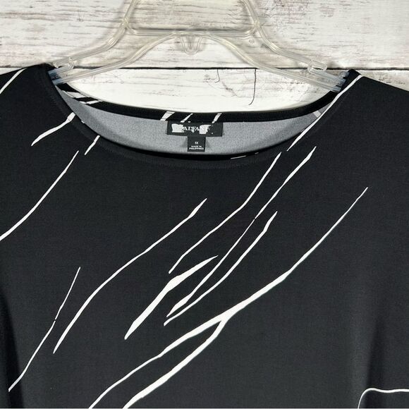 Alfani Black White Linear Swing Travel Easy-Care Top 1X - Picture 4 of 7